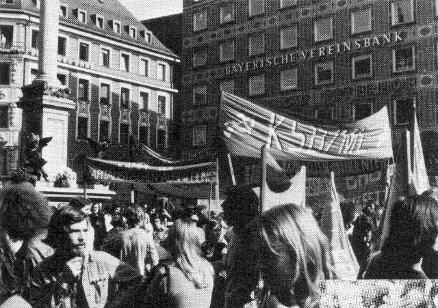 Bild: Block des KSB/ML auf einer Demo in München 1973